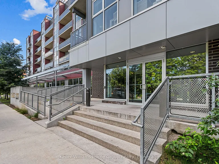 251 Hemlock St #109 — Photo 21