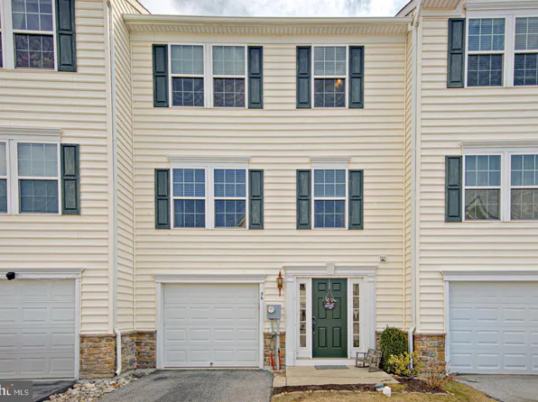 36 Tuxford Ln, Coatesville, PA 19320