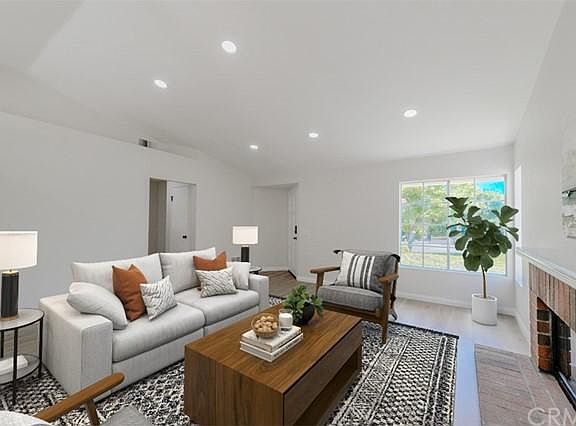 4th image of 24444 Leafwood Dr