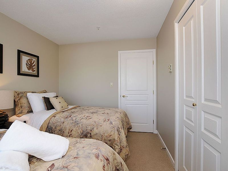 Victoria Apartment for rent - 2 Bedrooms — photo 15