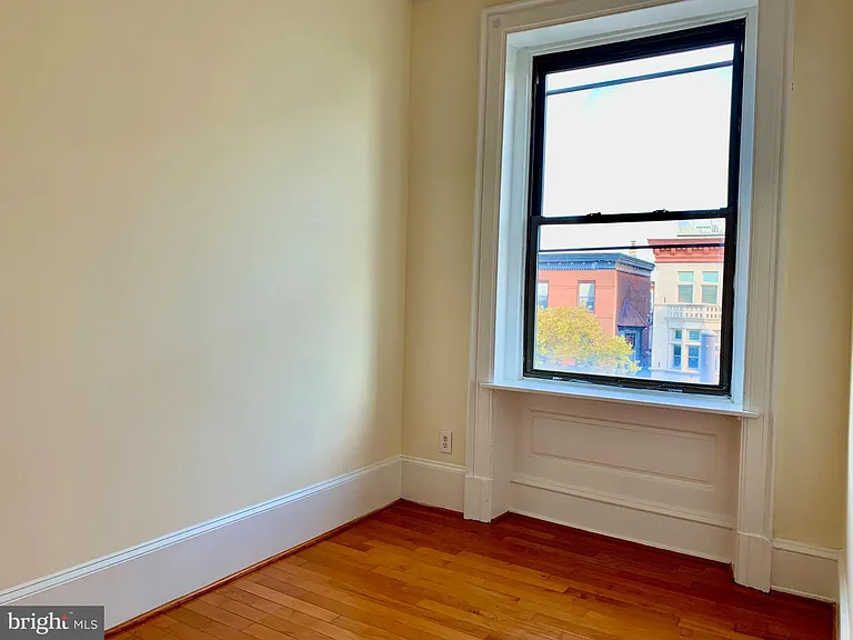 1216 S Broad St #2F — Photo 8