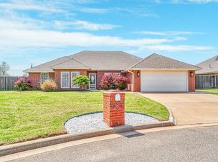 1704 White Tail Dr, Altus, OK 73521