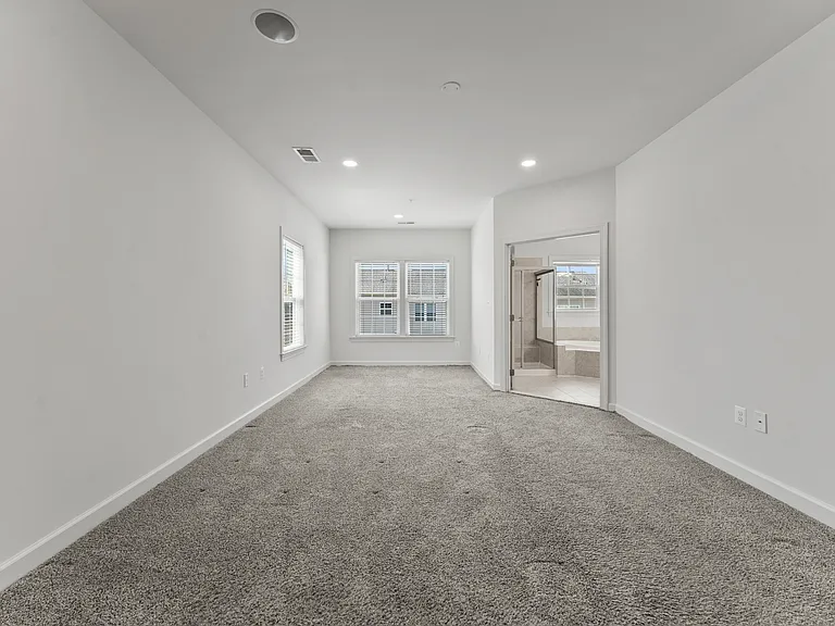 10579 Old Ellicott Cir — Photo 32