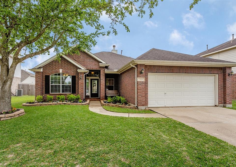 1st image of 2106 Kingfisher Ct