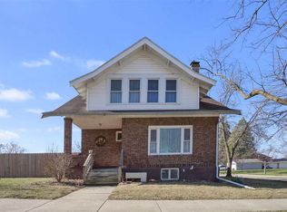 235 W Main St, Lisbon, IA 52253