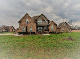 2115 Nunley Dr, Rockvale, TN 37153