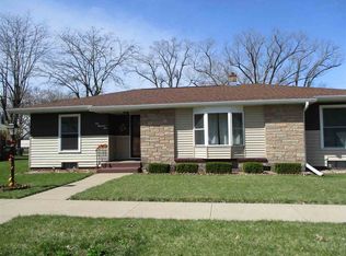 1001 S 10th St, Prairie Du Chien, WI 53821