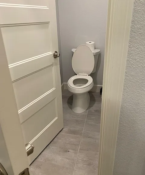 19 Lisbon Ln — Photo 6