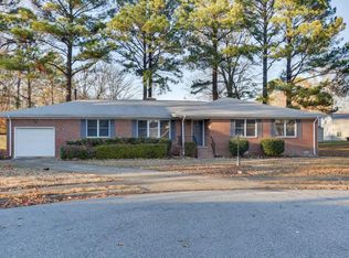 15 Edith Key St, Hampton, VA 23666