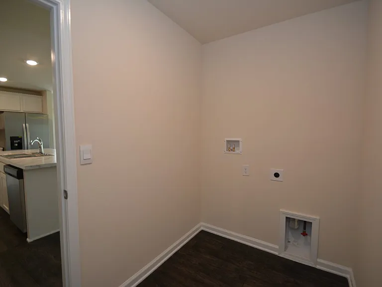 664 Grand Reserve Dr — Photo 26