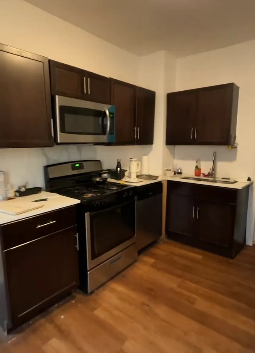 2 bed, $1,250 — Photo 1