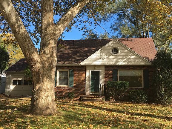 2nd image of 2228 Kenmore Dr