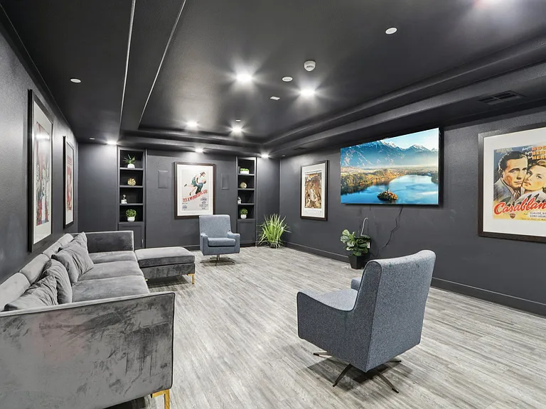 Meridian Place Apartment Homes — Photo 12