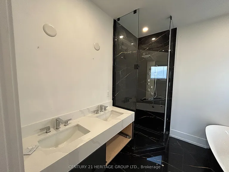 3716 Quayside Dr — Photo 14
