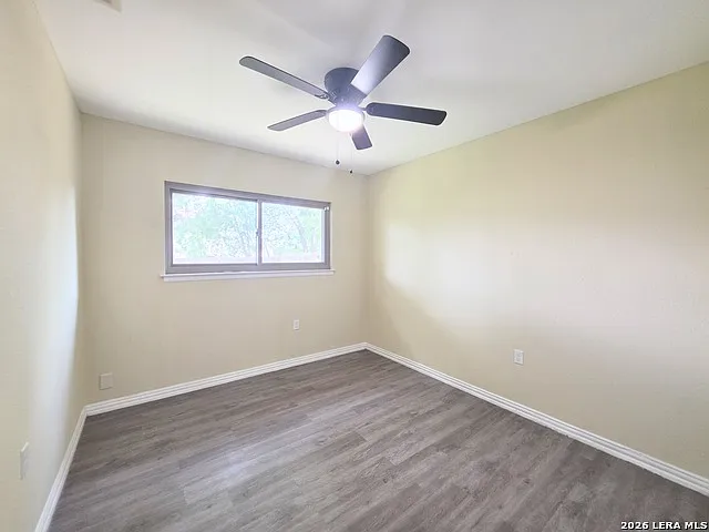 5931 Autumn Lk — Photo 12