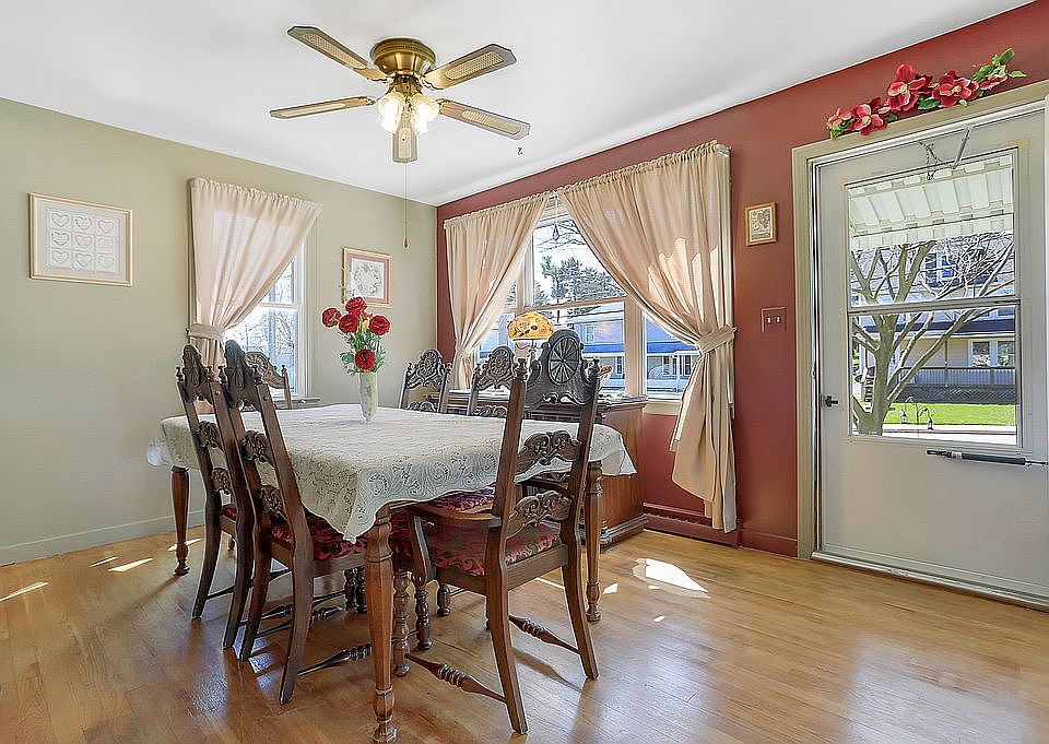 203 Roxbury Rd, Shippensburg, PA 17257 Zillow