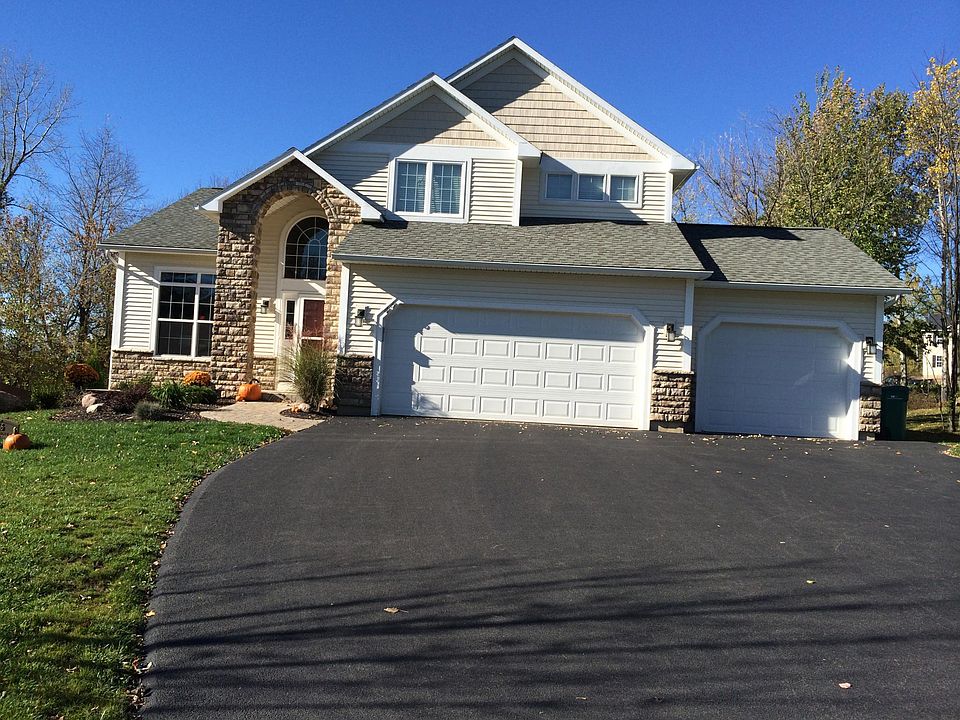 1st image of 46 Aspen Springs Dr