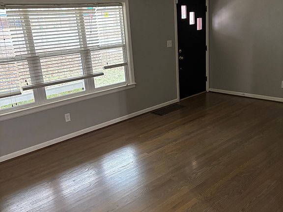 2nd image of 6516 Santa Fe Dr