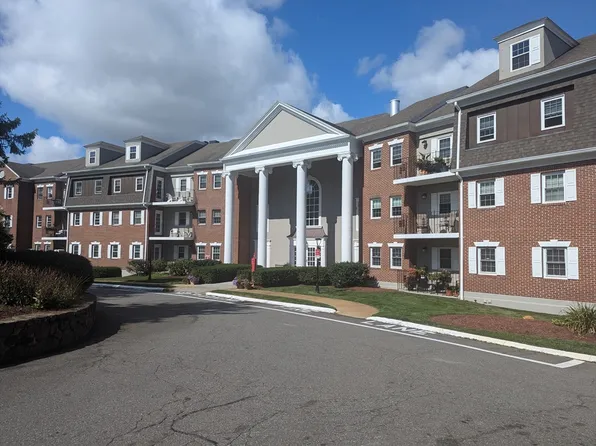 50 Freedom Holw Unit 111, Salem, MA 01970