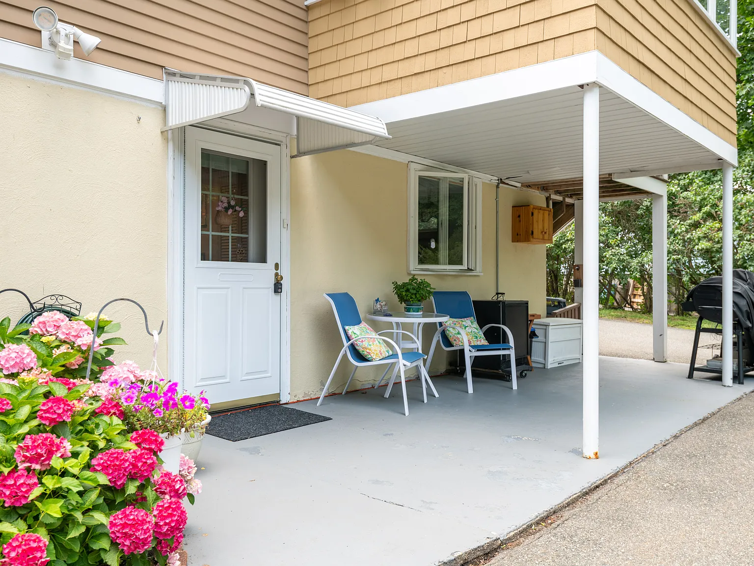 1 bed, 907 sqft, $2,250 — Photo 2