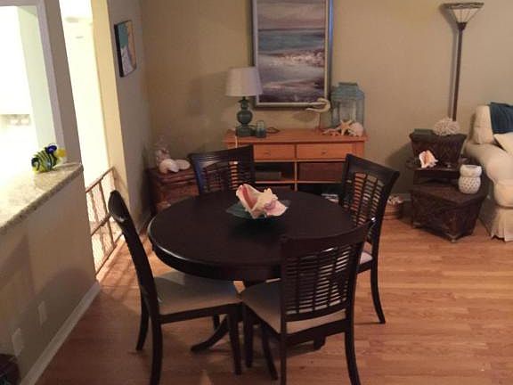 3rd image of 1309 Peppertree Trl APT C