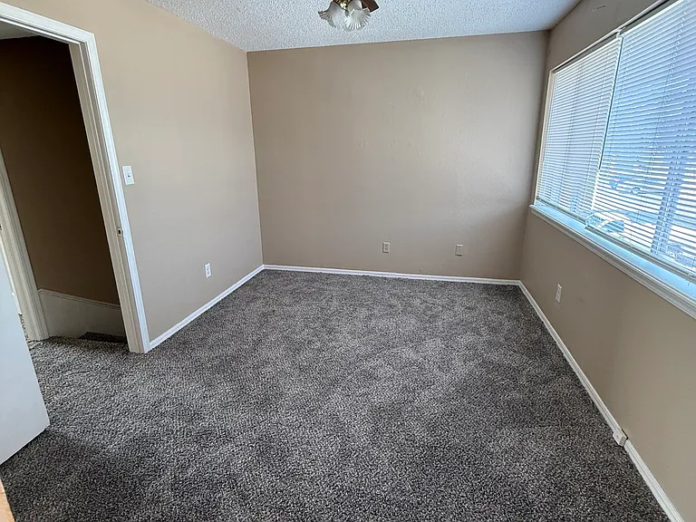 218 Jason Dr — Photo 11