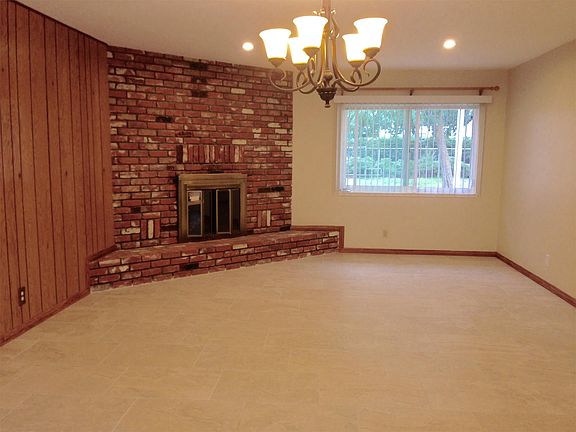 Family room off of kitchen