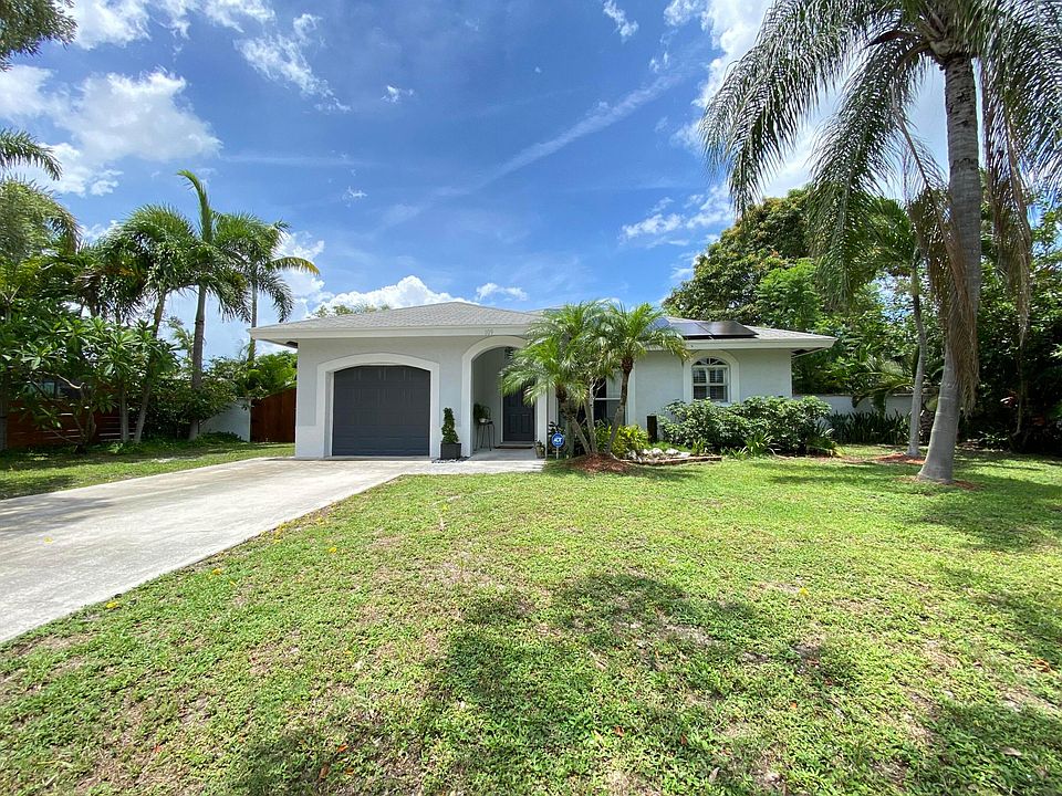 1st image of 109 SE 31st Avenue