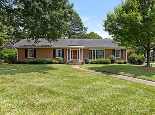 435 Lansdowne Rd, Charlotte, NC 28270