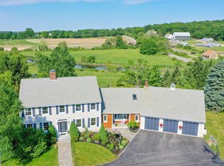 1 Wainwright Dr, Cape Elizabeth, ME 04107