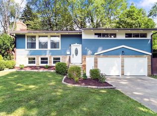 2775 Horseshoe Blvd, Westlake, OH
