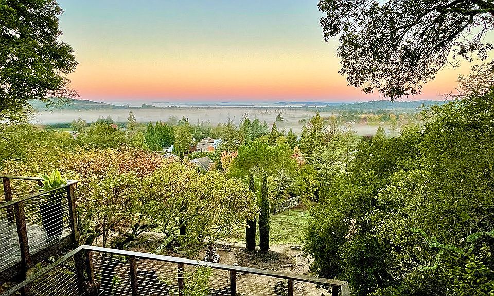 2nd image of 3005 Santa Margarita Ct