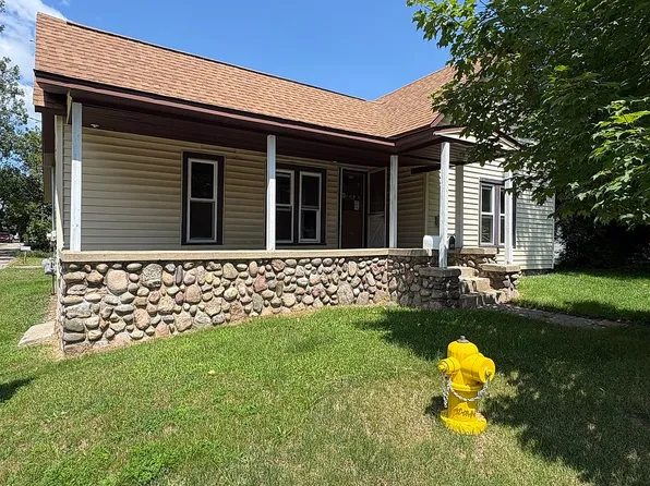129 Hall St, West Branch, MI 48661