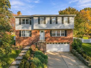 8649 Breezewood Dr, Pittsburgh, PA 15237