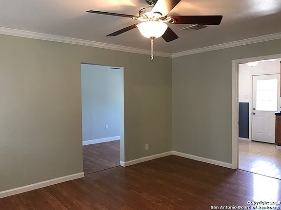 2nd image of 527 Millwood Ln