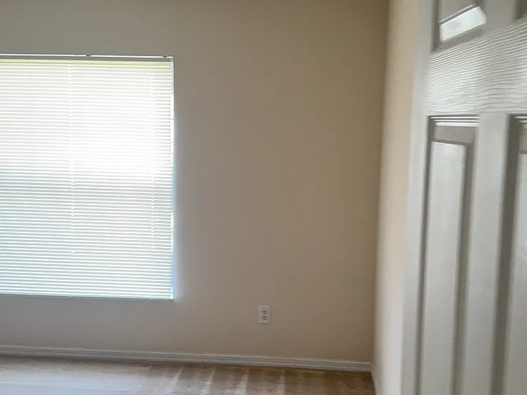 2362 Glasbern Cir — Photo 23