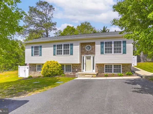 23260 Hilltop Dr, Bushwood, MD 20618