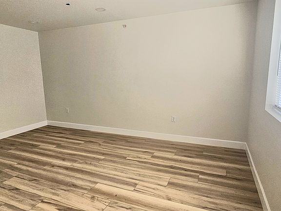 4th image of 44 Warner St #B2