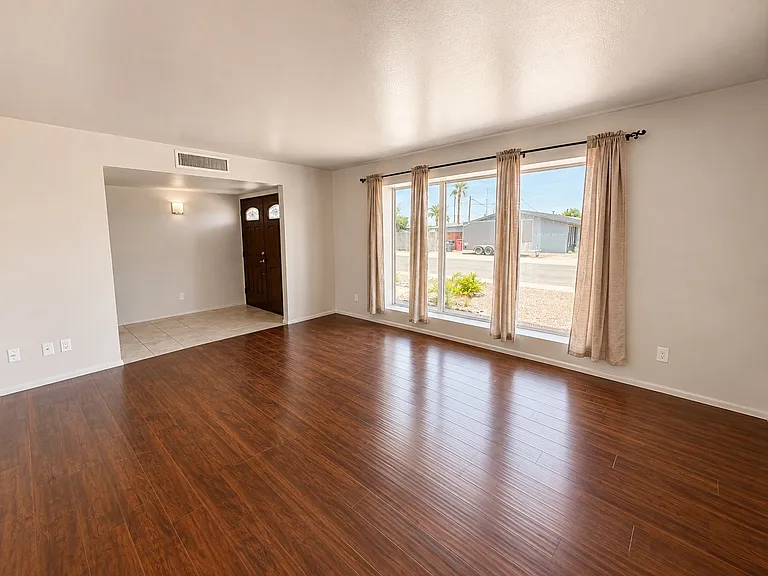 6522 E Palm Ln — Photo 5