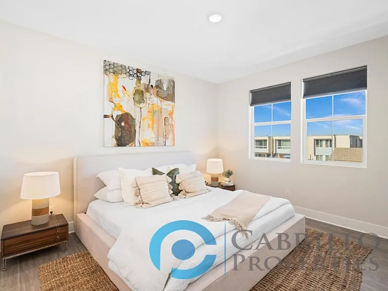 1675 Neptune Ave — Photo 99