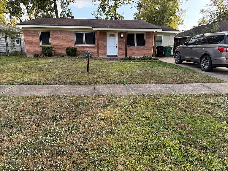 7626 Rhobell St — Photo 1