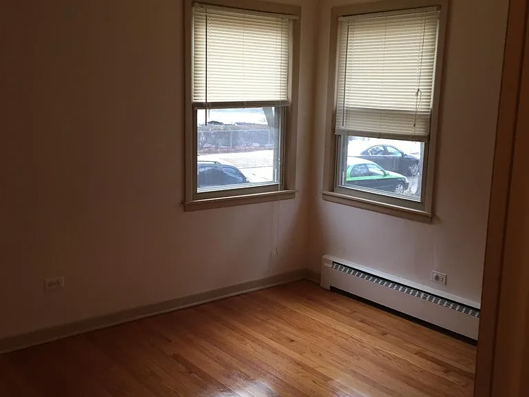 3850 W Argyle St #1S — Photo 8