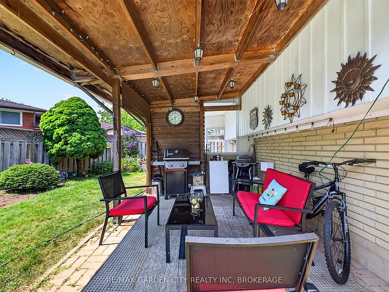 38 Cypress St #LOWER — Photo 28