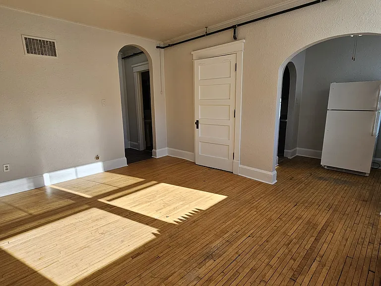 808 Saint Joseph St — Photo 10