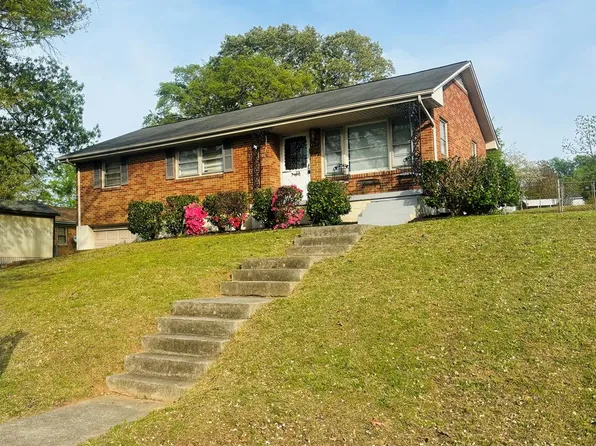 153 Ashwood Pl, Danville, VA 24541