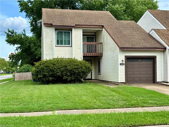 1712 Pompey St, Virginia Beach, VA 23464