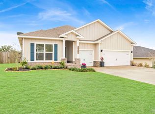 8073 Silver Maple Dr, Milton, FL 32583