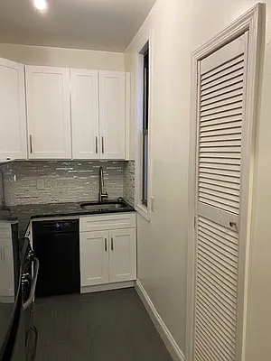 Rented by Performing Assets Corp | media 20