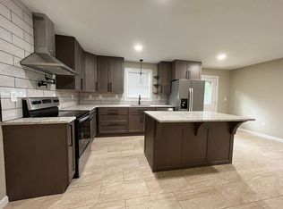4937 New Lancaster Valley Rd, Milroy, PA 17063