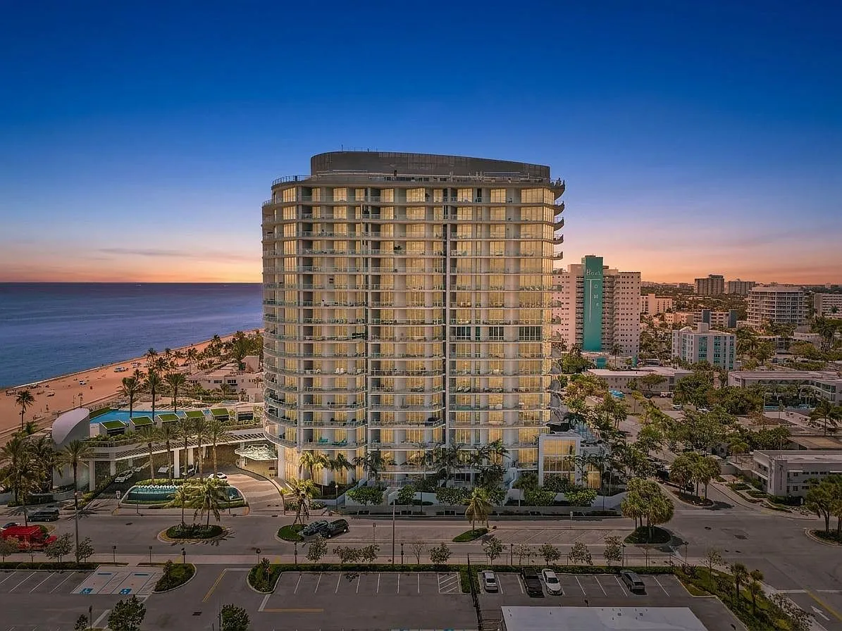 Paramount Ft Lauderdale Condo — Photo 2